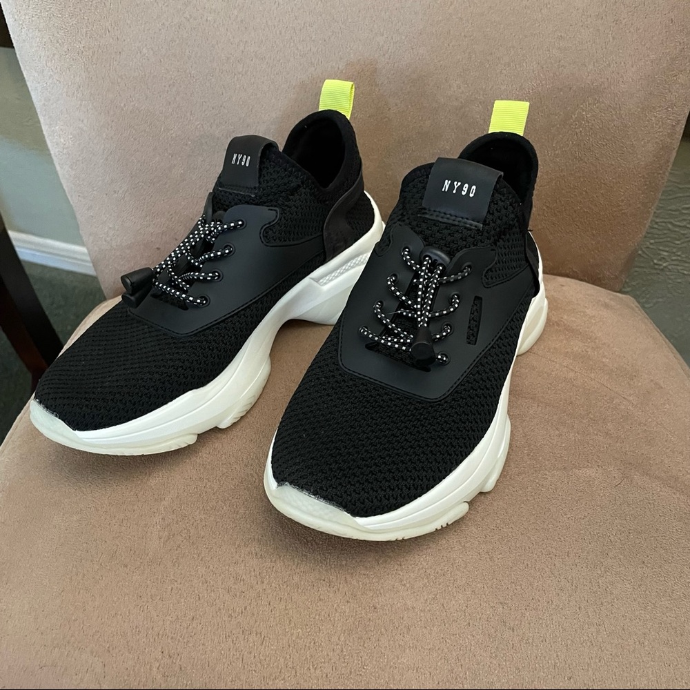 Steve Madden NY90 black shoes